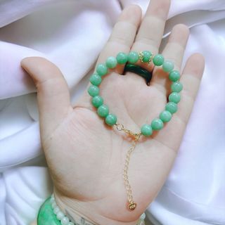 VÒNG TAY NGỌC CẨM THẠCH MALAY 8 LY - THẮNG GIANG