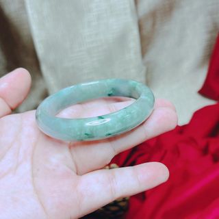 VÒNG TAY CẨM THẠCH BẢN HẸ THIÊN NHIÊN TRẮNG VÂN - THẮNG GIANG