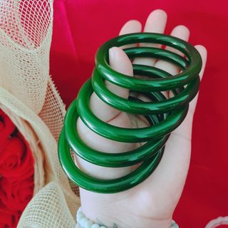 VÒNG TAY BẢN KHỐI NGỌC BÍCH TÂN CƯƠNG 8 LY - THẮNG GIANG