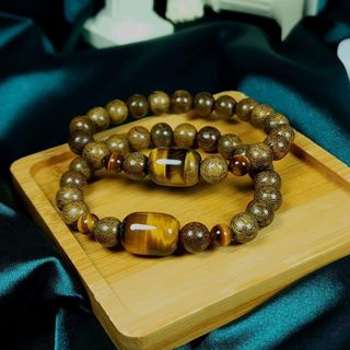 VÒNG TAY TRẦM HƯƠNG TỐC THIÊN NHIÊN PHỐI LU THỐNG THẠCH ANH MẮT HỔ THIÊN NHIÊN - THẮNG GIANG