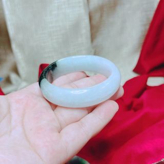 VÒNG TAY CẨM THẠCH BẢN HẸ THIÊN NHIÊN TRẮNG VÂN - THẮNG GIANG