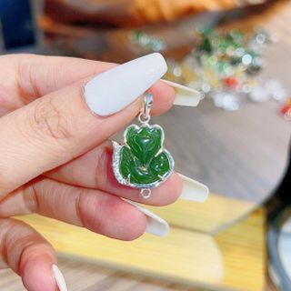 MẶT DÂY CHUYỀN HỒ LY TÌ HƯU NGỌC THIÊN NHIÊN BỌC BẠC TA - THẮNG GIANG