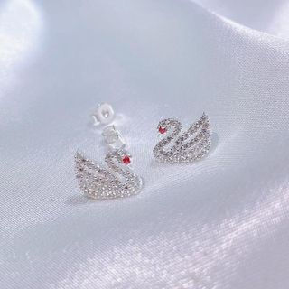 BÔNG TAI THIÊN NGA BẠC TA CAO CẤP CÓ THẺ HÓA ĐƠN - THẮNG GIANG