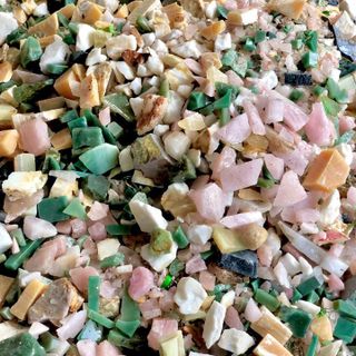 VỤN ĐÁ THÔ THẠCH ANH THIÊN NHIÊN 1KG - THẮNG GIANG