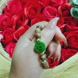 VÒNG TAY TRẦM HƯƠNG TỐC PHỐI XU CẨM THẠCH SƠN THỦY THIÊN NHIÊN - THẮNG GIANG