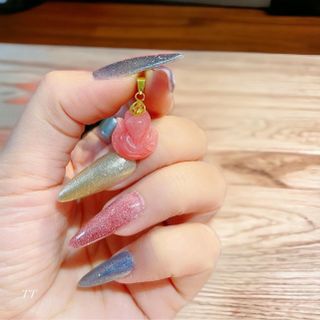 MẶT DÂY CHUYỀN HỒ LY ĐÁ ĐÀO HOA THIÊN NHIÊN MÓC VÀNG TÂY 10 KARA - THẮNG GIANG