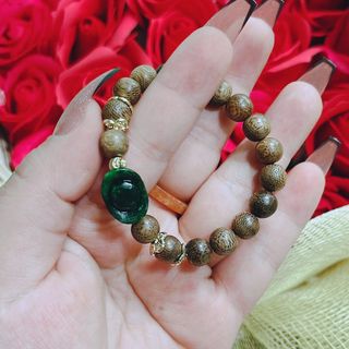 VÒNG TAY TRẦM HƯƠNG TỐC PHỐI NGÂN LƯỢNG NGỌC CẨM THẠCH SƠN THỦY THIÊN NHIÊN - THẮNG GIANG