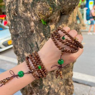 VÒNG TAY TRẦM HƯƠNG TỐC PHỐI CỎ BỐN LÁ CẨM THẠCH XANH THIÊN NHIÊN - THẮNG GIANG