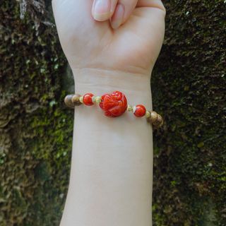 VÒNG TAY HỒ LY NGỌC CẨM THẠCH HUYẾT THIÊN NHIÊN PHỐI TRẦM TỐC DẸT - THẮNG GIANG