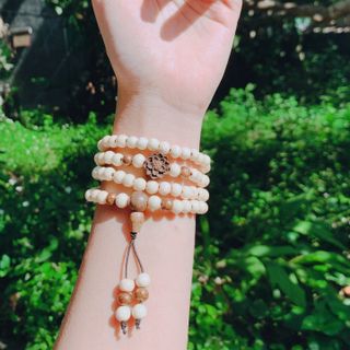 VÒNG TAY DÂU TẰM PHỐI HOA SEN TRẦM HƯƠNG TỐC ĐẸP THIÊN NHIÊN - THẮNG GIANG