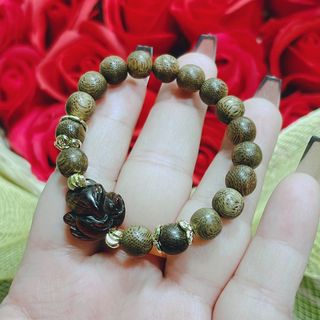 VÒNG TAY TRẦM HƯƠNG TỐC PHỐI HỒ LY ĐÁ THẠCH ANH MẮT HỔ THIÊN NHIÊN - THẮNG GIANG