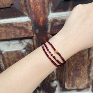 VÒNG TAY NGỌC HỒNG LƯU PHỐI CHARM VÀNG TÂY 10 KARA - THẮNG GIANG