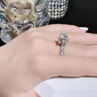 NHẪN HOA BẠC Ý XI BẠCH KIM CÓ THẺ HÓA ĐƠN - THẮNG GIANG