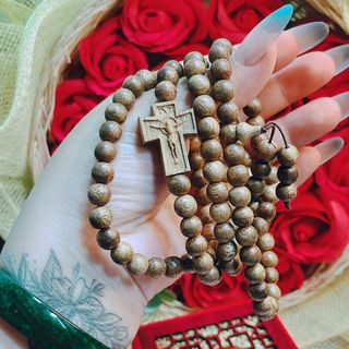 VÒNG TAY NAM TRẦM HƯƠNG TỐC PHỐI CHARM THÁNH GIÁ ĐẠO CÔNG GIÁO - THẮNG GIANG