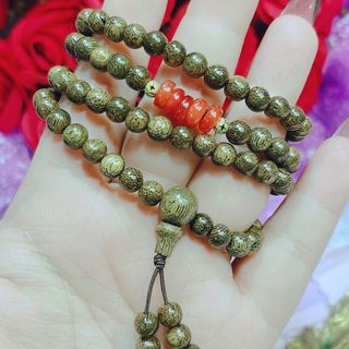VÒNG TAY TRẦM HƯƠNG PHỐI NGŨ ĐIẾU NGỌC CẨM THẠCH HUYẾT THIÊN NHIÊN - THẮNG GIANG
