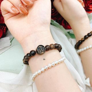 VÒNG TAY TRẦM HƯƠNG SÁNH CHÌM CHỮ VẠN 8 LY - THẮNG GIANG