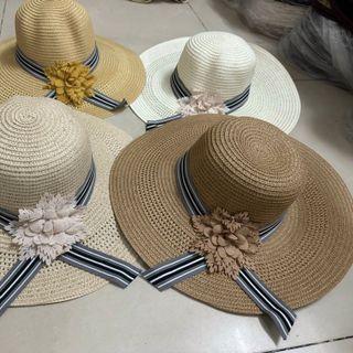 Mũ vành đủ mẫu hoa và nơ đính trên nón NV