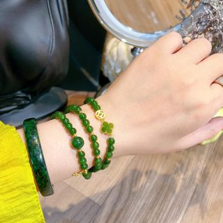 VÒNG TAY NGỌC BÍCH THIÊN NHIÊN PHỐI CHARM CÓ THẺ HÓA ĐƠN - THẮNG GIANG
