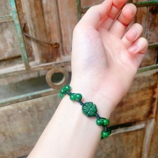 VÒNG TAY CỎ BỐN LÁ NGỌC CẨM THẠCH THIÊN NHIÊN TẾT DÂY XANH - THẮNG GIANG