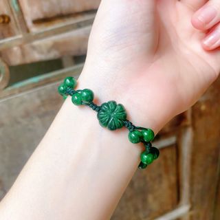VÒNG TAY CỎ BỐN LÁ NGỌC CẨM THẠCH THIÊN NHIÊN TẾT DÂY XANH - THẮNG GIANG