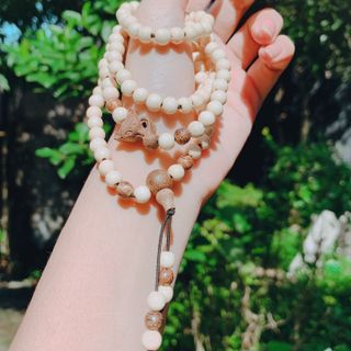VÒNG TAY DÂU TẰM THIÊN NHIÊN PHỐI HỒ LY TRẦM HƯƠNG TỐC - THẮNG GIANG