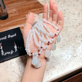 CHUỖI VÒNG CỔ NGỌC CẨM THẠCH THIÊN NHIÊN MẶT DI LẶC BỌC BẠC TA - THẮNG GIANG
