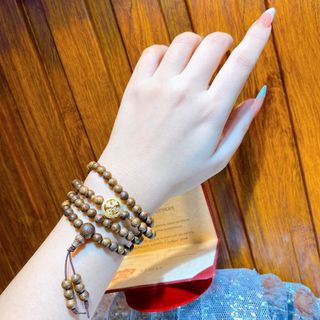 VÒNG TAY TRẦM HƯƠNG TỐC THIÊN NHIÊN PHỐI CHARM BÁNH XE PHÁP LUÂN - THẮNG GIANG