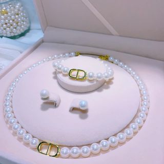 BỘ TRANG SỨC NGỌC TRAI SAN HÔ KHÓA CD - THẮNG GIANG