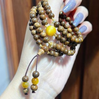VÒNG TAY TRẦM HƯƠNG TỐC PHỐI ĐÁ THẠCH ANH MẮT HỔ THIÊN NHIÊN - THẮNG GIANG
