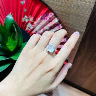 BỘ TRANG SỨC HỒ LY , TÌ HƯU THẠCH ANH TRẮNG THIÊN NHIÊN BỌC BẠC TA - THẮNG GIANG