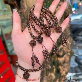 VÒNG TAY SEN TRẦM HƯƠNG SÁNH CHÌM TẾT ĐỒNG TÂM - THẮNG GIANG