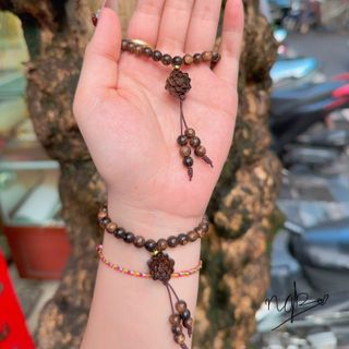 VÒNG TAY SEN TRẦM HƯƠNG SÁNH CHÌM TẾT ĐỒNG TÂM - THẮNG GIANG