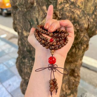 VÒNG TAY TRẦM HƯƠNG TỐC PHỐI CỎ BỐN LÁ MÃ NÃO THIÊN NHIÊN - THẮNG GIANG