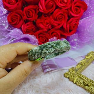 VÒNG TAY ĐÁ SERPENTINE XANH TRẠM KHẮC HOA VĂN THIÊN NHIÊN - THẮNG GIANG