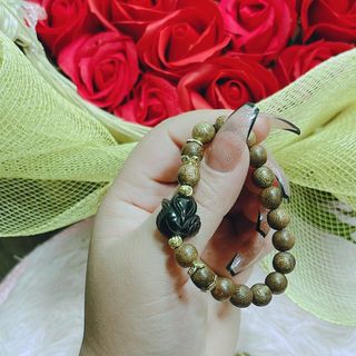 VÒNG TAY TRẦM HƯƠNG TỐC PHỐI HỒ LY THẠCH ANH KHÓI THIÊN NHIÊN - THẮNG GIANG
