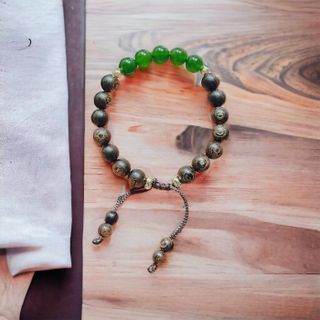 VÒNG TAY TRẦM HƯƠNG SÁNH CHÌM 8 LY THIÊN NHIÊN PHỐI ĐÁ THẠCH ANH - THẮNG GIANG
