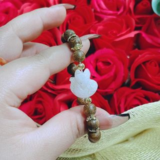 VÒNG TAY TRẦM HƯƠNG TỐC THIÊN NHIÊN PHỐI HỒ LY NGỌC CẨM THẠCH TRẮNG PHỚT - THẮNG GIANG