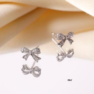 BÔNG TAI NƠ ĐÍNH ĐÁ CÓ THẺ HÓA ĐƠN - THẮNG GIANG