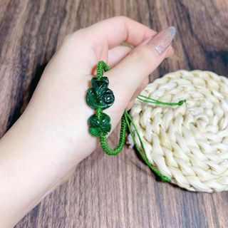 VÒNG TAY HỒ LY CỎ BỐN LÁ NGỌC CẨM THẠCH SƠN THỦY THIÊN NHIÊN - THẮNG GIANG