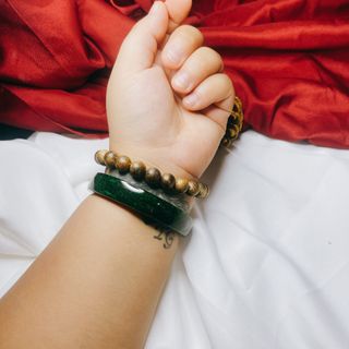 VÒNG TAY TRẦM HƯƠNG TỐC VÂN GIÀ 10 LY THIÊN NHIÊN - THẮNG GIANG