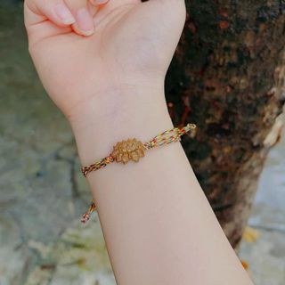 VÒNG TAY SEN NGANG TRẦM HƯƠNG TỐC THIÊN NHIÊN TẾT CHỈ NGŨ SẮC - THẮNG GIANG