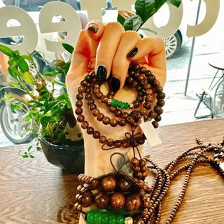VÒNG TAY TRẦM HƯƠNG TỐC PHỐI NGŨ ĐIẾU CẨM THẠCH MINI THIÊN NHIÊN - THẮNG GIANG