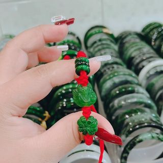 VÒNG TAY HỒ LY CỎ BỐN LÁ TAM ĐIẾU NGỌC CẨM THẠCH THIÊN NHIÊN - THẮNG GIANG