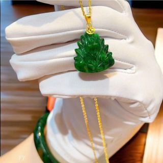 MẶT DÂY CHUYỀN HỒ LY CHÚA NGỌC CẨM THẠCH SƠN THỦY THIÊN NHIÊN MÓC VÀNG - THẮNG GIANG