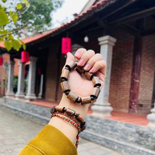 VÒNG TAY TRẦM HƯƠNG SÁNH ĐỐT TRÚC THIÊN NHIÊN 14 LY - THẮNG GIANG