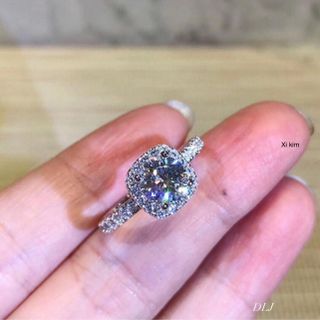 NHẪN MẶT VUÔNG XI BẠCH KIM GẮN KIM CƯƠNG MOISSANITE TẶNG KÈM KIỂM ĐỊNH QUỐC TẾ - THẮNG GIANG