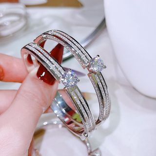 VÒNG TAY BẠC Ý XI BẠCH KIM GẮN KIM CƯƠNG MOISSANITE TẶNG KÈM KIỂM ĐỊNH QUỐC TẾ - THẮNG GIANG
