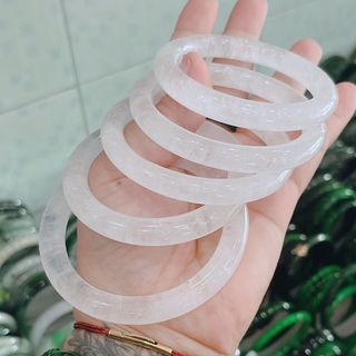 VÒNG TAY BẢN ĐŨA THẠCH ANH TRẮNG THIÊN NHIÊN - THẮNG GIANG