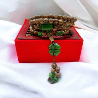 VÒNG TAY TRẦM HƯƠNG TỐC PHỐI LU THỐNG , CỎ BỐN LÀ NGỌC CẨM THẠCH THIÊN NHIÊN - THẮNG GIANG