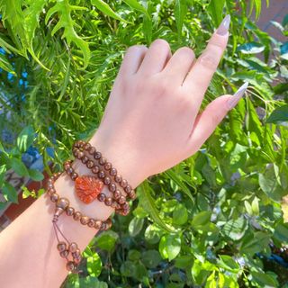 VÒNG TAY TRẦM HƯƠNG TỐC PHỐI HỒ LY CHÚA CẨM THẠCH THIÊN NHIÊN - THẮNG GIANG